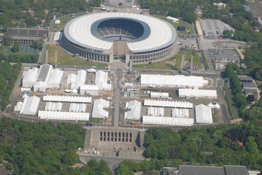 Berlin from above - Deutschlands größte Zeltstadt entsteht wenige Tage vor der Fußballweltmeisterschaft 2006 am Berliner Olympiastadion