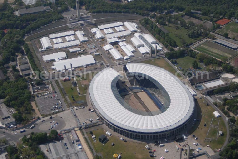 Berlin from above - Deutschlands größte Zeltstadt entsteht wenige Tage vor der Fußballweltmeisterschaft 2006 am Berliner Olympiastadion