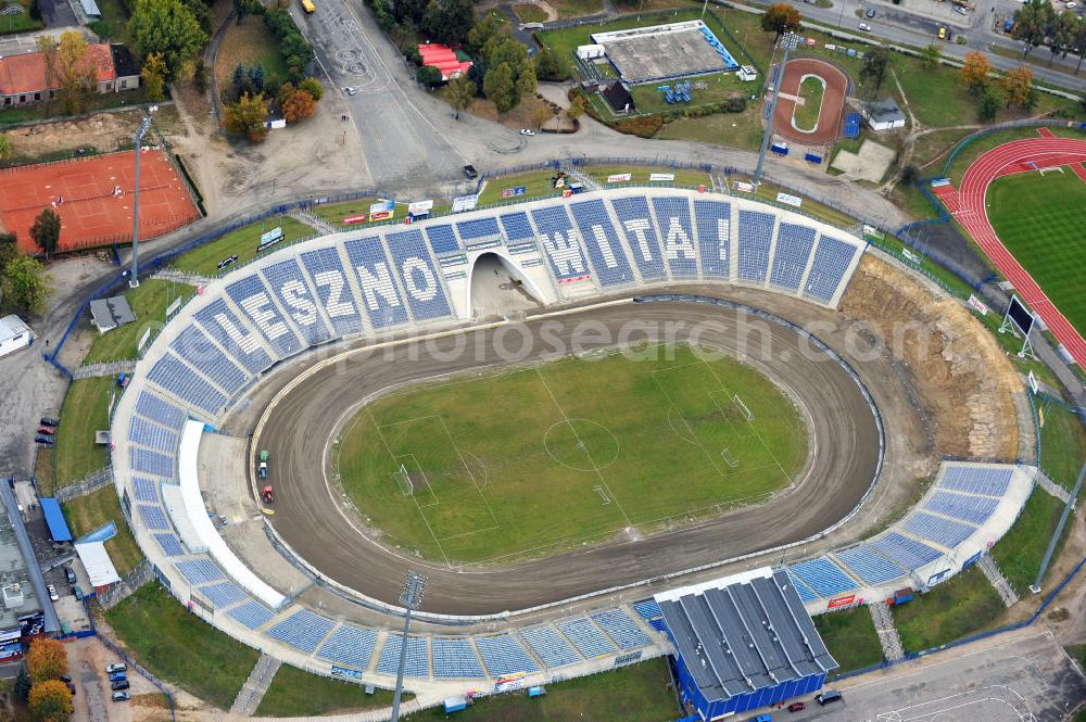 Leszno from the bird's eye view: Das Stadion Alfred Smoczyk ist ein Multifunktionsstadion im polnischen Leszno, Großpolen / Wielkopolskiein Polen / Polska. In der Heimstätte des Speedwayklubs Unia Leszno werden heute nur noch Speedway-Rennen gefahren. Alfred Smoczyk Stadium in Leszno, Poland. It is currently used speedway matches and is the home stadium of Unia Leszno.