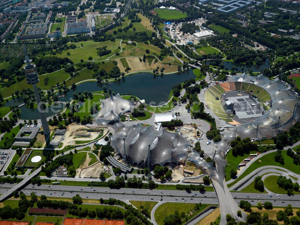 München from above - Das Olympiastadion im Olympiapark. Das Stadion wurde für die Olympischen Sommerspiele 1972 erbaut und war auch Austragungsort wichtiger Fußball-Turniere. Bis 2005 war es die Heimspielstätte des Fußballklubs FC Bayern München. The Olympic Stadium in the Olympic Park Munich.