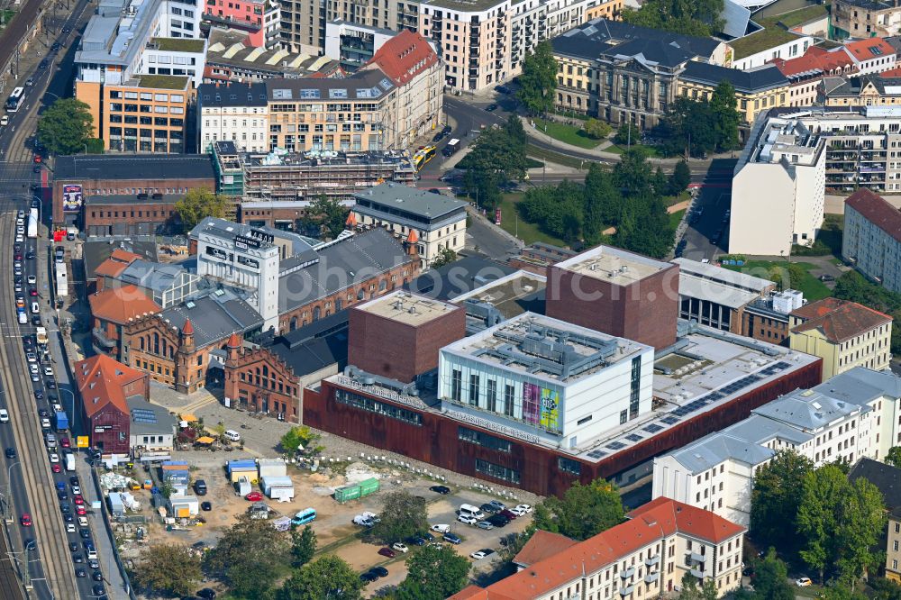 Aerial image Dresden - Opera house and playhouse Staatsoperette Dresden on Ehrlichstrasse - Wettiner Platz in the district Wilsdruffer Vorstadt in Dresden in the state Saxony, Germany