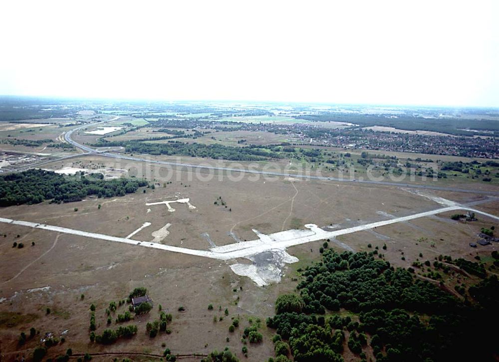 Aerial photograph Oranienburg / Brandenburg - Oranienburg / Brandenburg altes Flugplatzgelände