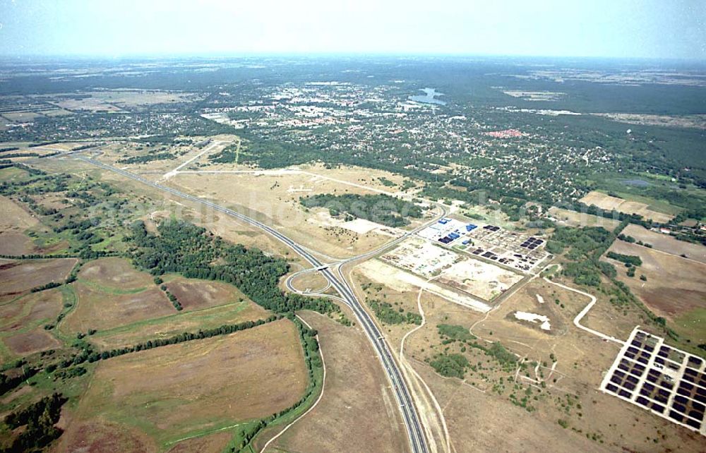 Oranienburg / Brandenburg from above - Oranienburg / Brandenburg ehemaliges Flugplatzgelände umgebaut zum Gewerbepark neben der A10