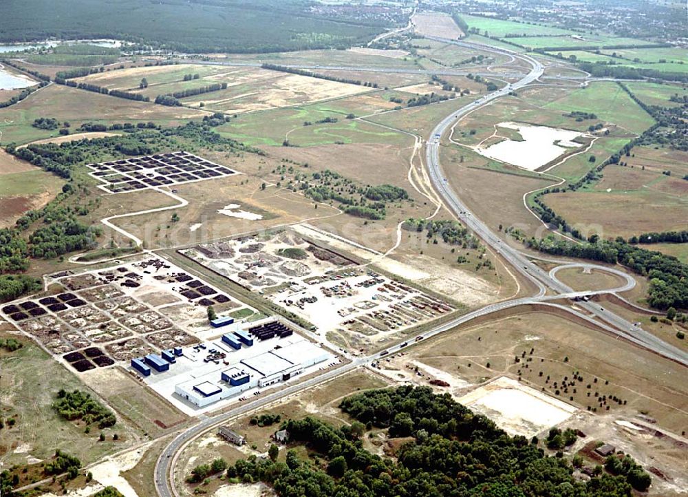 Oranienburg / Brandenburg from the bird's eye view: Oranienburg / Brandenburg ehemaliges Flugplatzgelände umgebaut zum Gewerbepark neben der A10