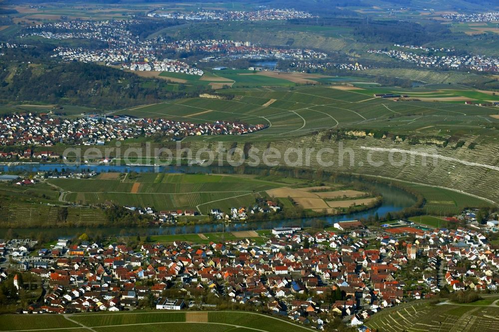 Mundelsheim from above - View of the town of Mundelsheim on a river loop of the Neckar between vineyards and fruit growing slopes in the state Baden-Wurttemberg, Germany