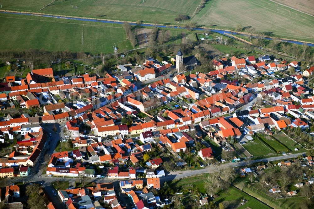 Gebesee from the bird's eye view: Partial view of the streets and houses of the residential areas in Gebesee in the state Thuringia, Germany