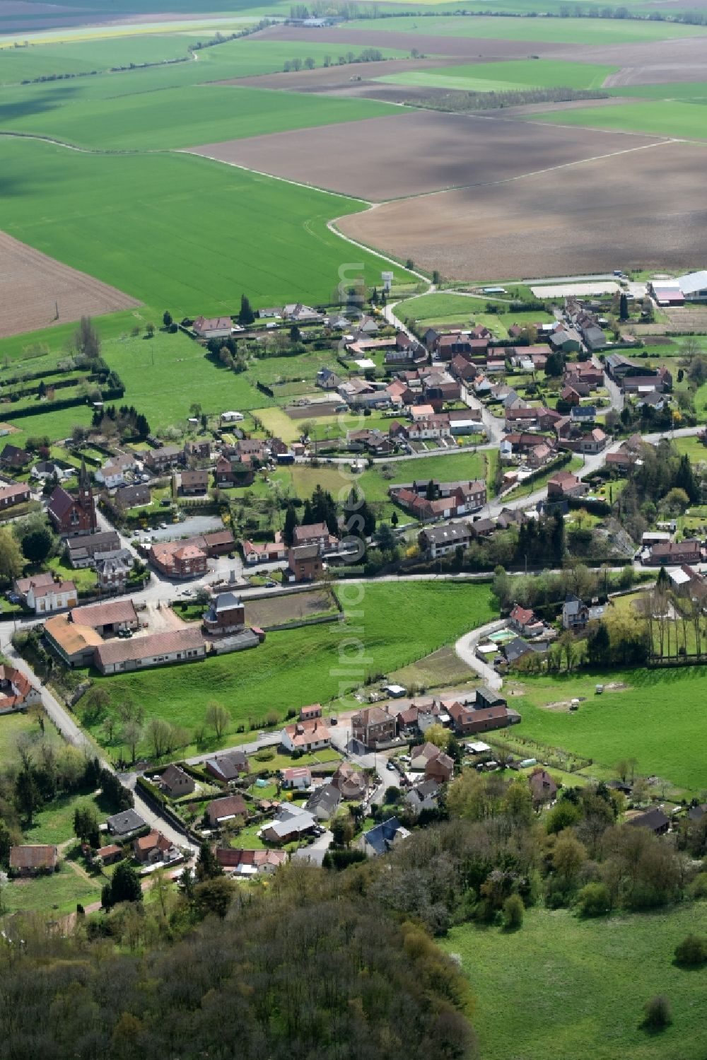 Aerial photograph Ablain-Saint-Nazaire - Town View of the streets and houses of the residential areas in Ablain-Saint-Nazaire in Nord-Pas-de-Calais Picardy, France