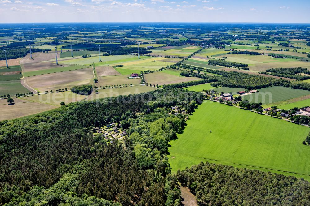 Aerial photograph Ahlerstedt - Town View of the streets and houses of the residential areas in Ahrensmoor Ost in the state Lower Saxony, Germany