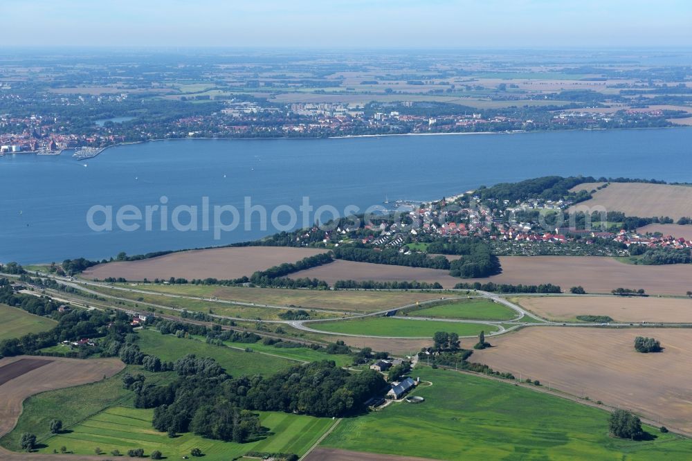 Aerial photograph Altefähr - Town View of the streets and houses of the residential areas in Altefaehr in the state Mecklenburg - Western Pomerania