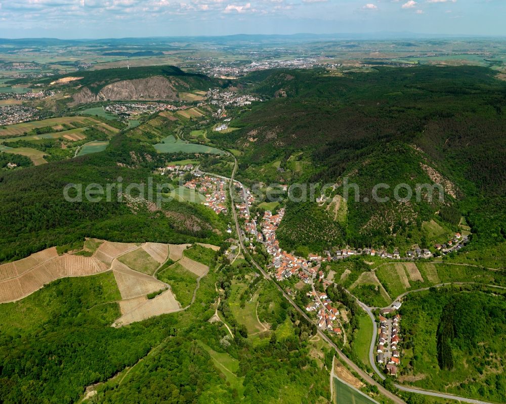 Aerial image Altenbamberg - View of the borough of Altenbamberg in the state of Rhineland-Palatinate. The municipiality is located in the Alsenz Valley on the riverbank of the river Alsenz. It includes several hamlets and settlements. Bad Muenster is visible in the background