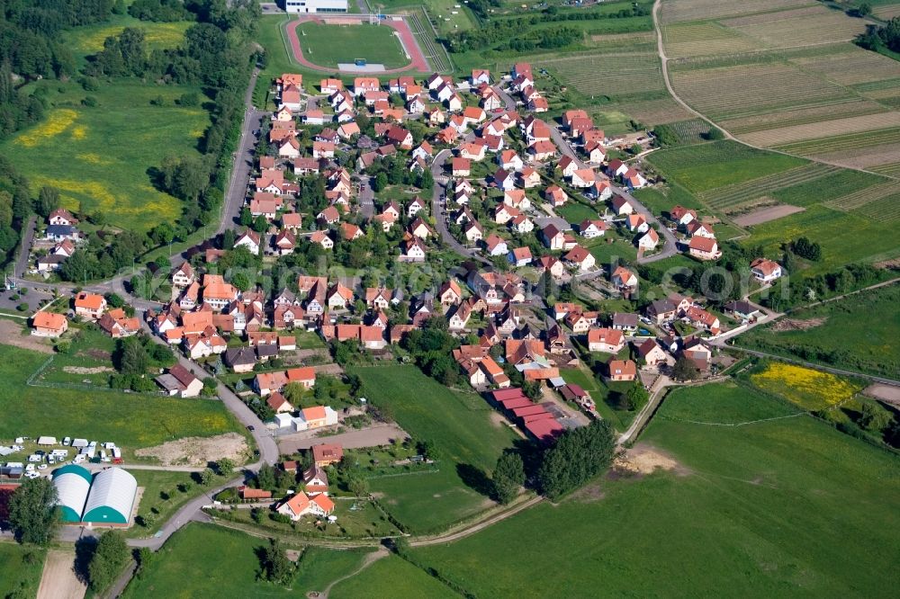 Altenstadt from the bird's eye view: Town View of the streets and houses of the residential areas in Altenstadt in Grand Est, France