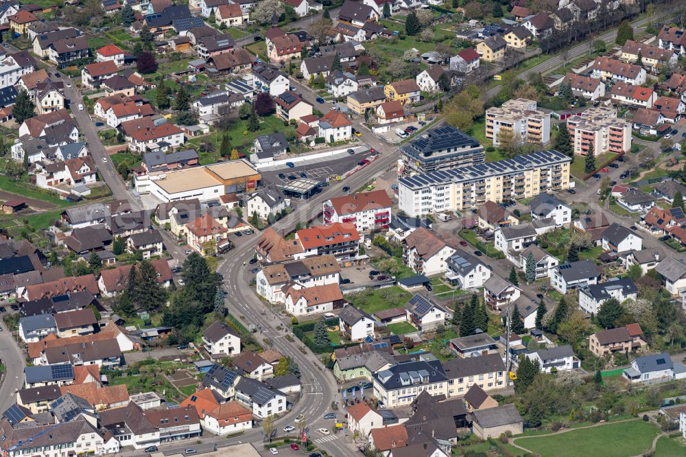 Appenweier from the bird's eye view: Town View of the streets and houses of the residential areas in Appenweier in the state Baden-Wuerttemberg, Germany