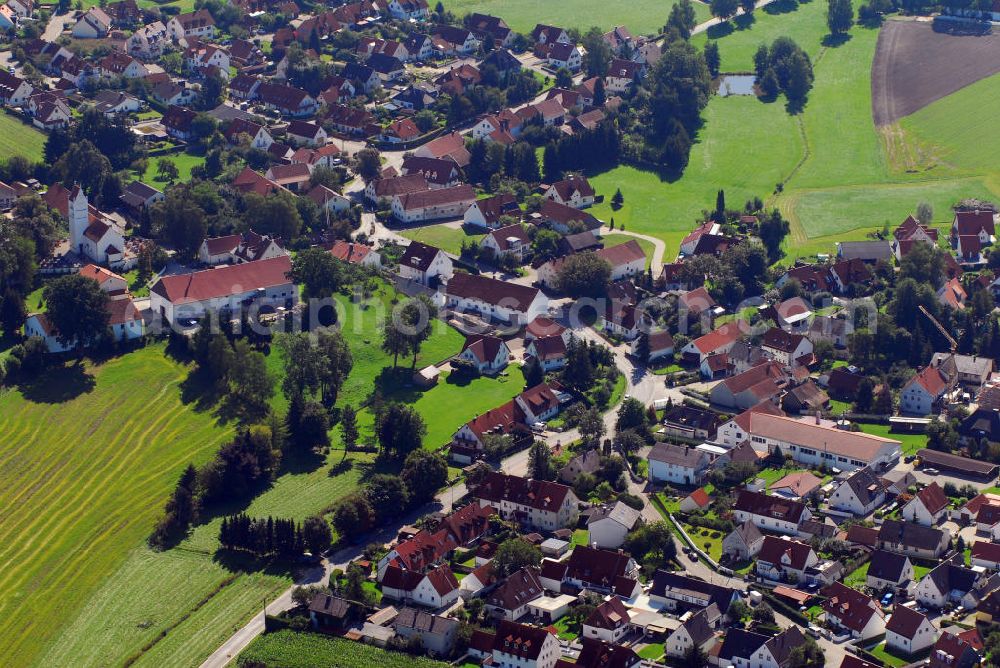 Schwabhausen / OT Arnbach from above - Blick auf den Ort Arnbach der Gemeinde Schwabhausen.