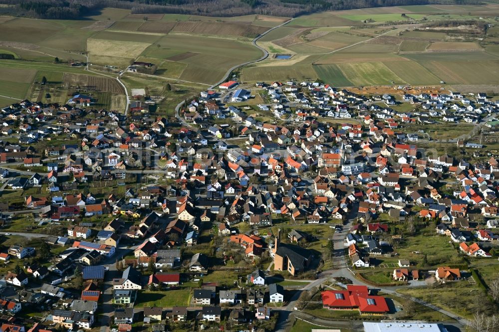 Assamstadt from the bird's eye view: Town View of the streets and houses of the residential areas in Assamstadt in the state Baden-Wuerttemberg, Germany