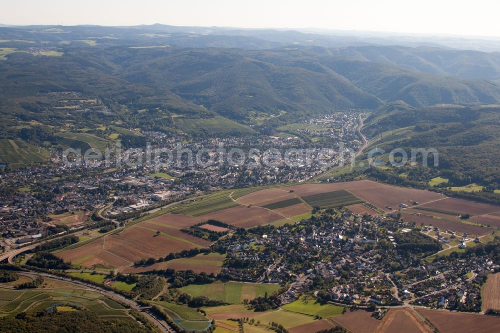 Aerial image Bad Neuenahr-Ahrweiler - Town View of the streets and houses of the residential areas in Bad Neuenahr-Ahrweiler in the state Rhineland-Palatinate