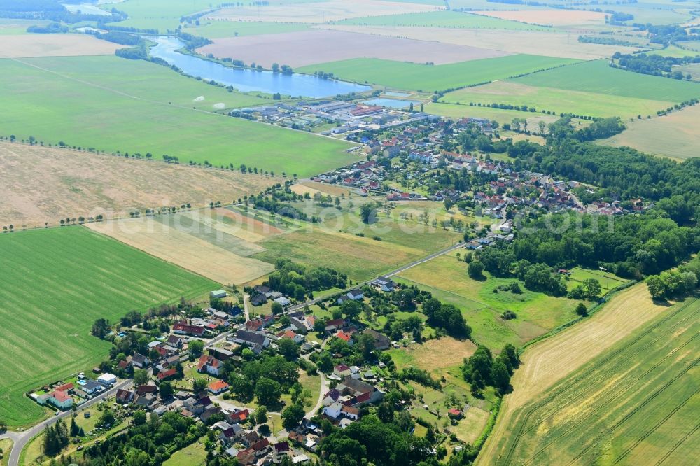 Badrina from the bird's eye view: Town View of the streets and houses in Badrina in the state Saxony, Germany