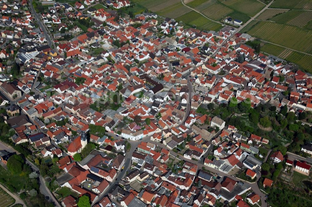 Aerial photograph Bechtheim - Townscape of Bechtheim is a municipality in the district Alzey-Worms in Rhineland-Palatinate