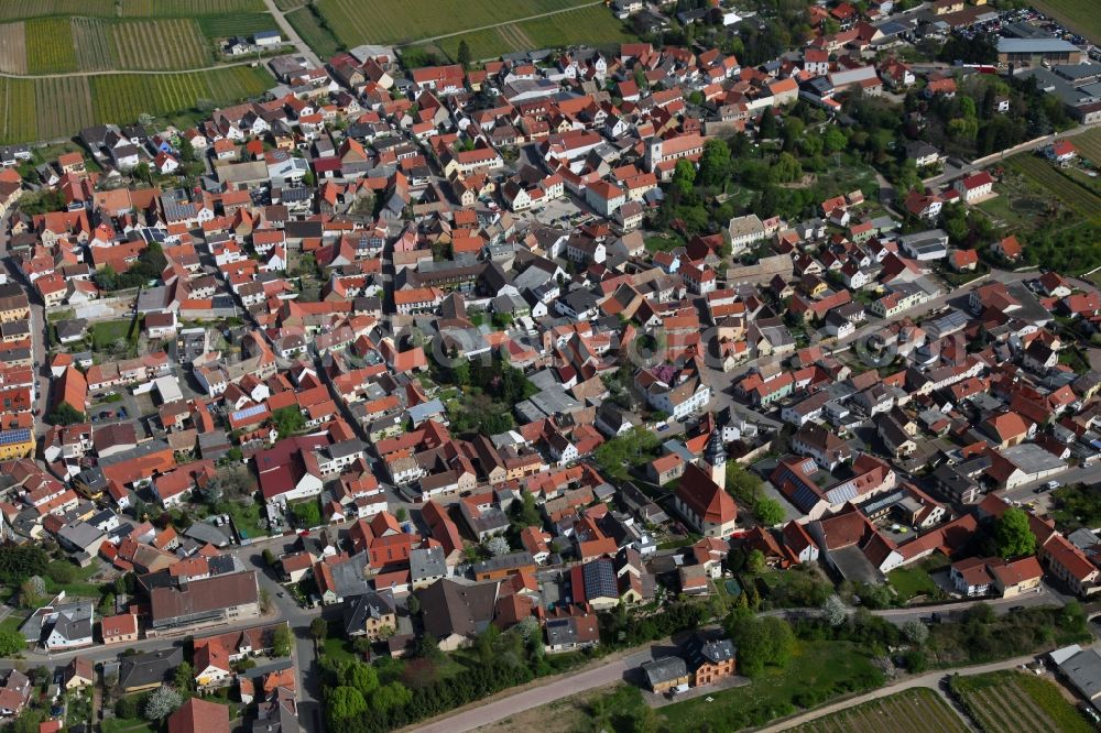 Bechtheim from the bird's eye view: Townscape of Bechtheim is a municipality in the district Alzey-Worms in Rhineland-Palatinate