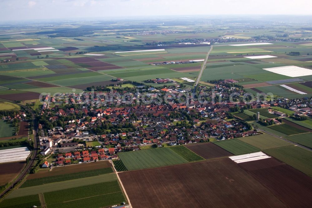 Aerial photograph Bergtheim - Town View of the streets and houses of the residential areas in Bergtheim in the state Bavaria