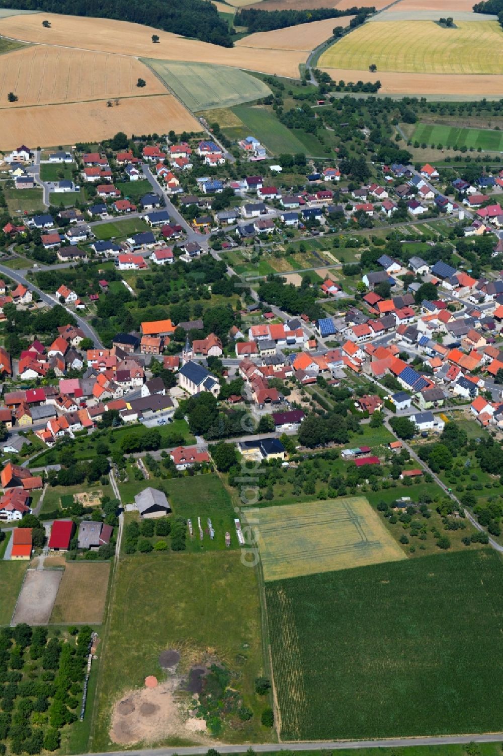 Berolzheim from the bird's eye view: Town View of the streets and houses of the residential areas in Berolzheim in the state Baden-Wurttemberg, Germany