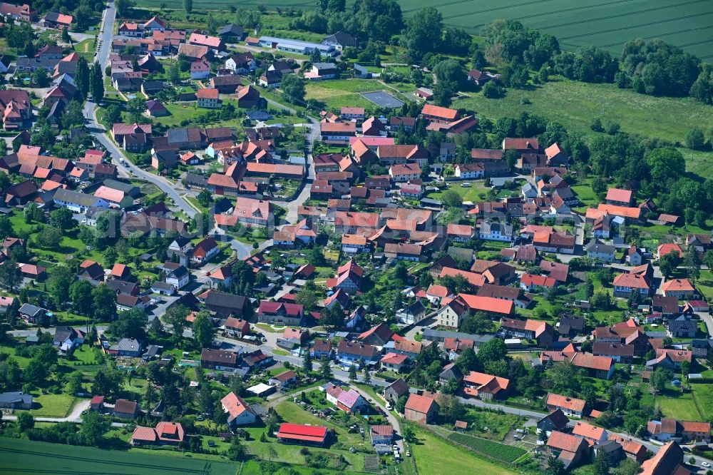 Aerial image Berßel - Town View of the streets and houses of the residential areas in Berssel in the state Saxony-Anhalt, Germany