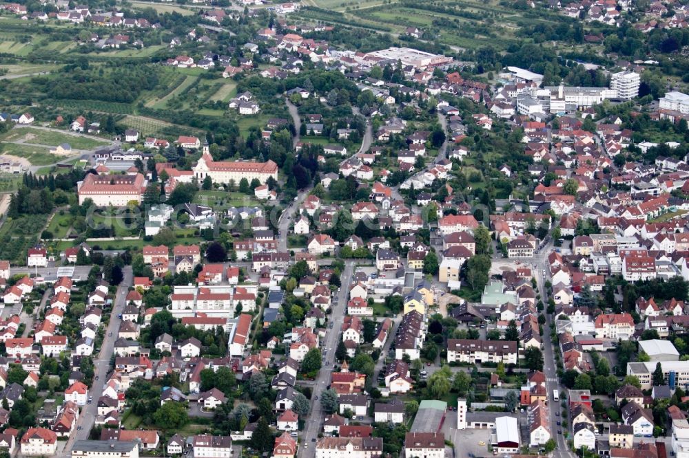 Aerial image Bühl - Town View of the streets and houses of the residential areas in Buehl in the state Baden-Wuerttemberg