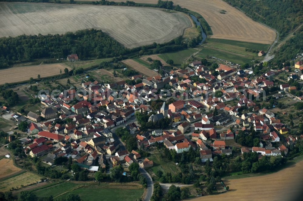 Bilzingsleben from above - View of the streets and houses of the residential areas in Bilzingsleben in the state Thuringia
