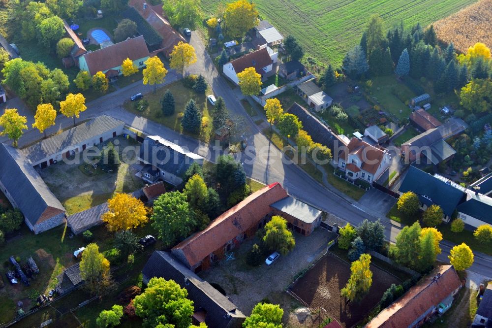 Blätz from the bird's eye view: Village view of Blätz in Saxony-Anhalt