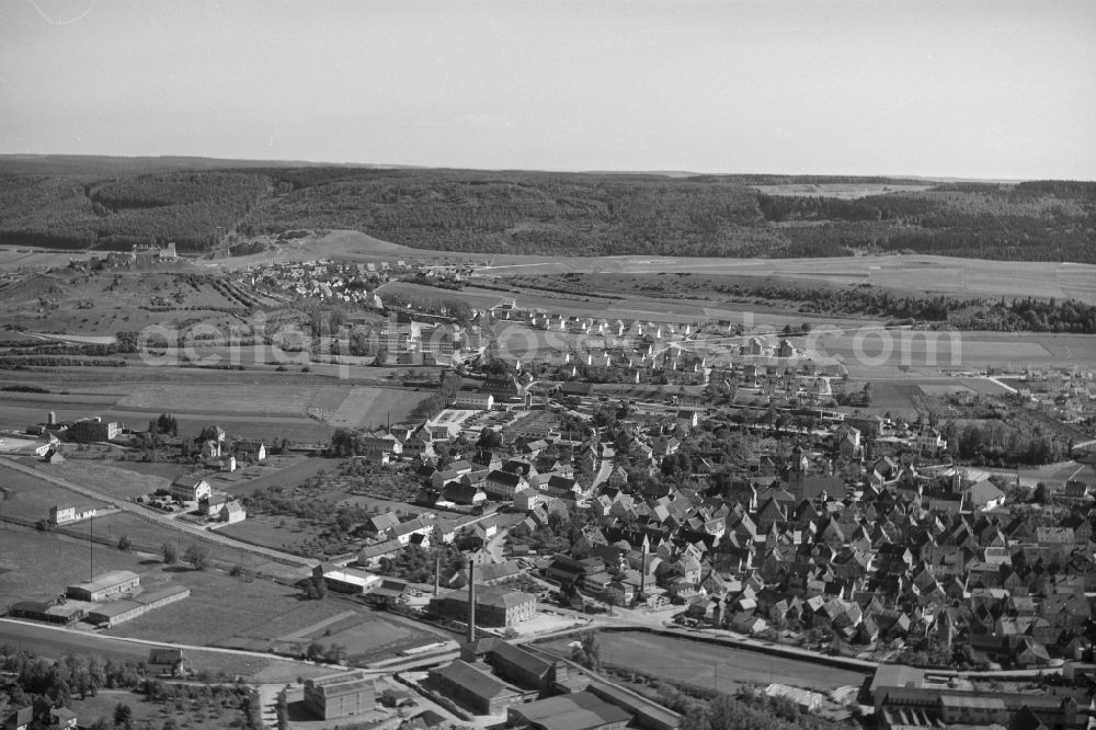 Aerial photograph Bopfingen - Town View of the streets and houses of the residential areas in Bopfingen in the state Baden-Wuerttemberg, Germany