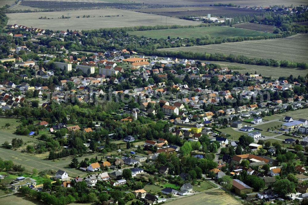 Brehna from the bird's eye view: Town View of the streets and houses of the residential areas in Brehna in the state Saxony-Anhalt, Germany