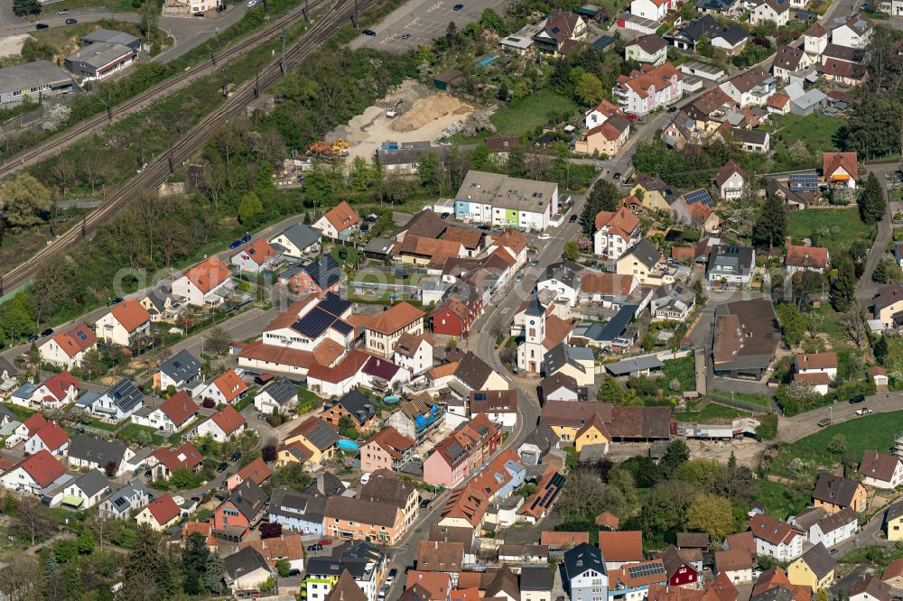 Aerial photograph Bretten - Town View of the streets and houses of the residential areas in Bretten in the state Baden-Wuerttemberg, Germany