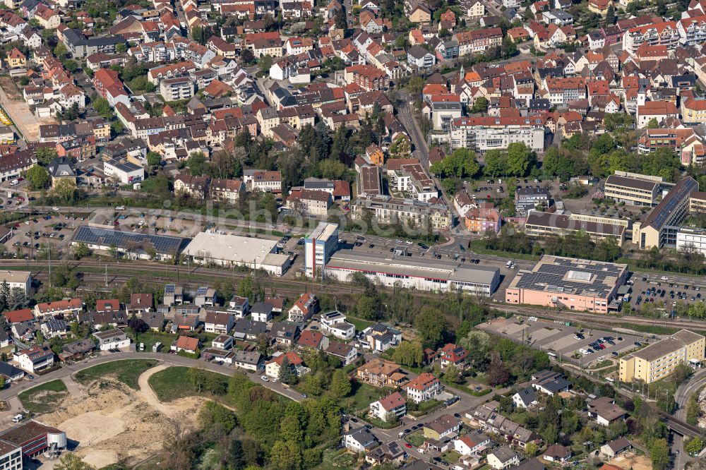 Bretten from the bird's eye view: Town View of the streets and houses of the residential areas in Bretten in the state Baden-Wuerttemberg, Germany