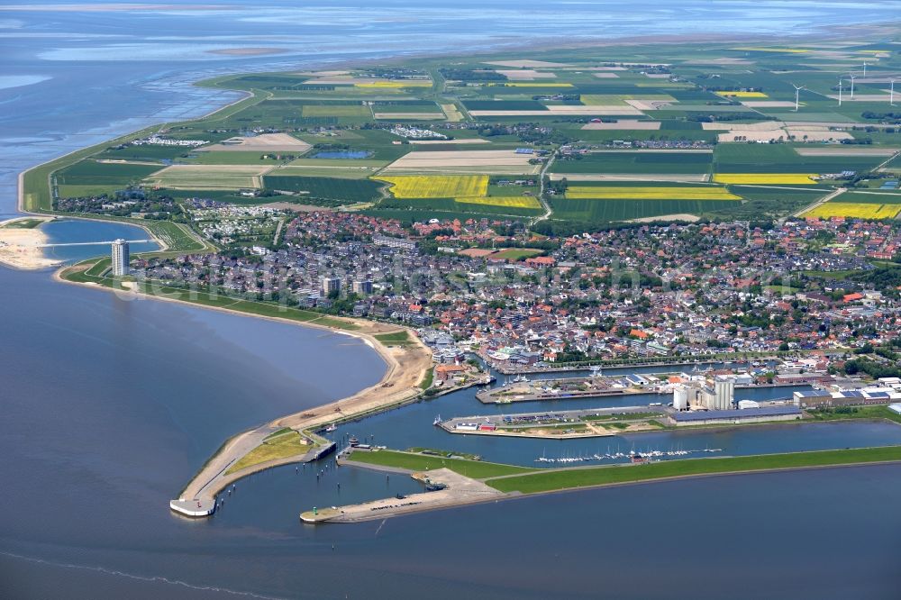 Büsum from above - Town View of the streets and houses of the residential areas behind the two harbour basins in Buesum in the state Schleswig-Holstein