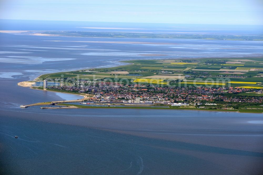 Büsum from above - Town View of the streets and houses of the residential areas in Buesum and the Wadden Sea in the state Schleswig-Holstein
