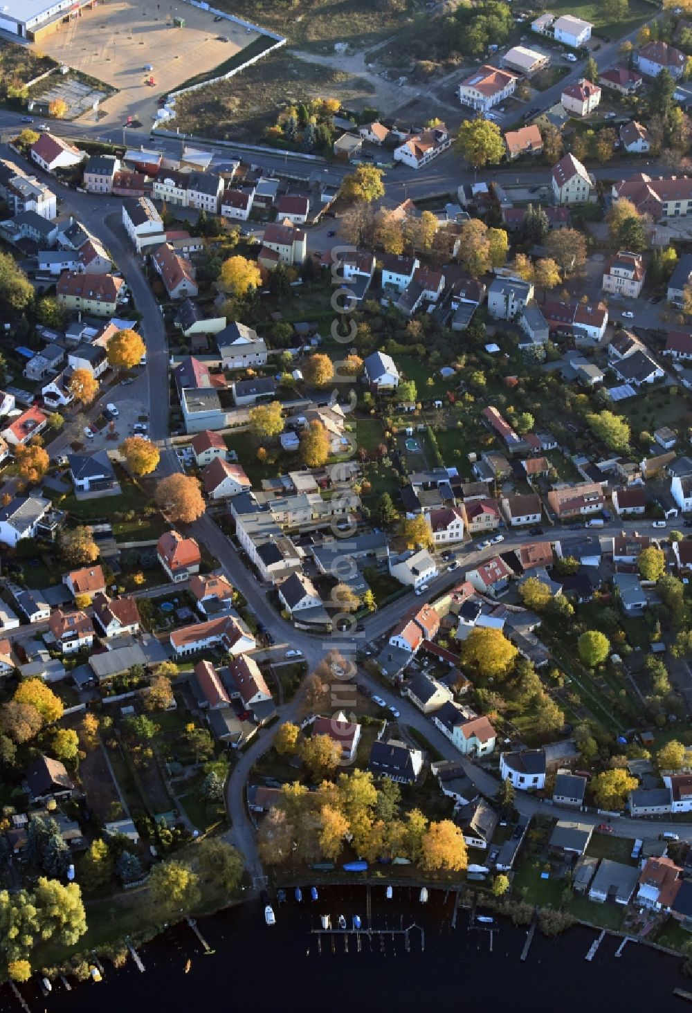 Caputh from above - Town View of the streets and houses of the residential areas in Caputh in the state Brandenburg