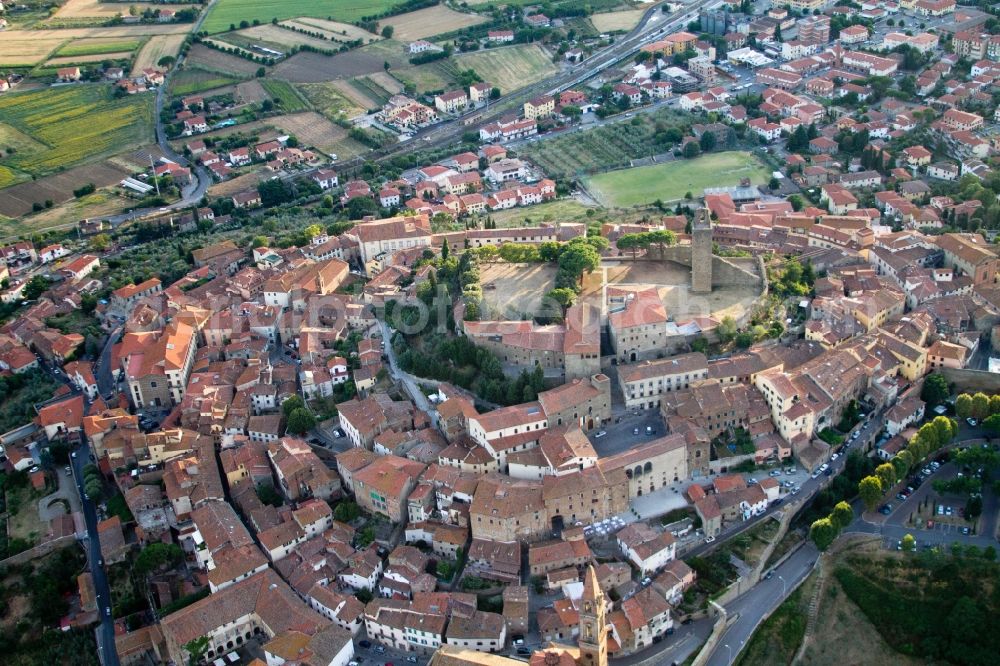 Castiglion Fiorentino from above - Town View of the streets and houses of the residential areas in Castiglion Fiorentino in Toscana, Italy