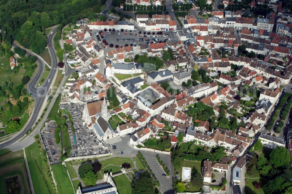 Aerial image Crépy-en-Valois - View at Crépy-en-Valois in the department of Oise in the Picardie region of France, left of center, the church of St. Denis and the cemetery