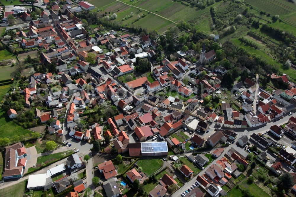 Aerial photograph Dittelsheim-Heßloch - Townscape of Heßloch is a municipality in the district Alzey-Worms in Rhineland-Palatinate