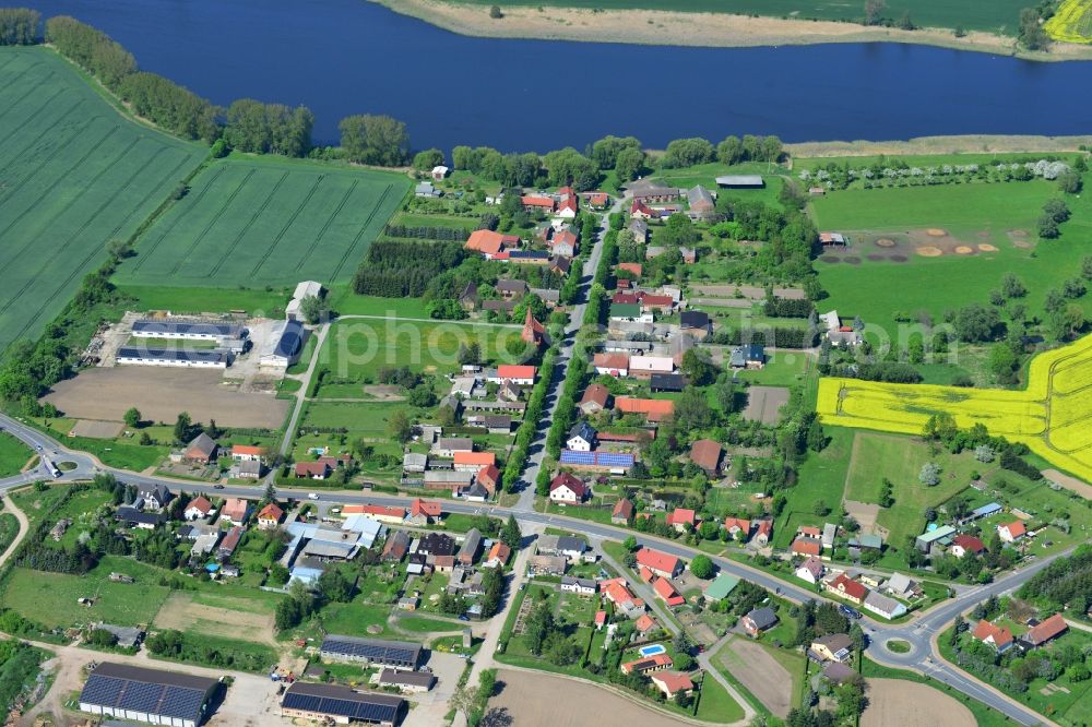 Aerial image Bückwitz - Town View from the village Brueckwitz on Bückwitzer lake in Brandenburg