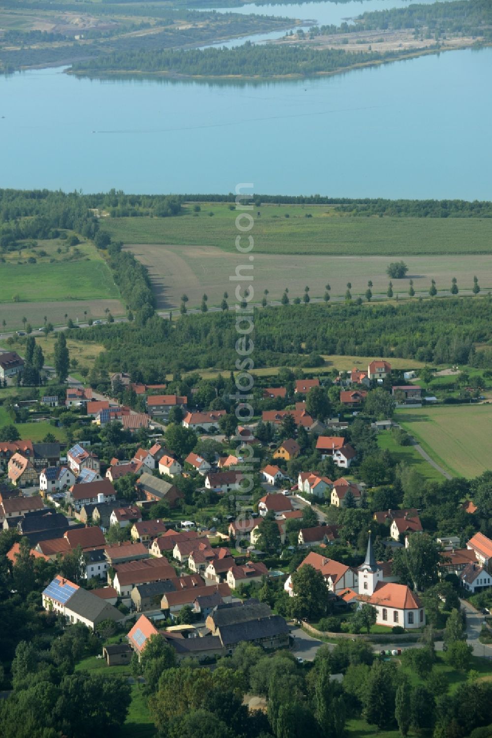 Grosspösna from the bird's eye view: View of Dreiskau-Muckern in the state of Saxony. The background shows Lake Stoermthaler See