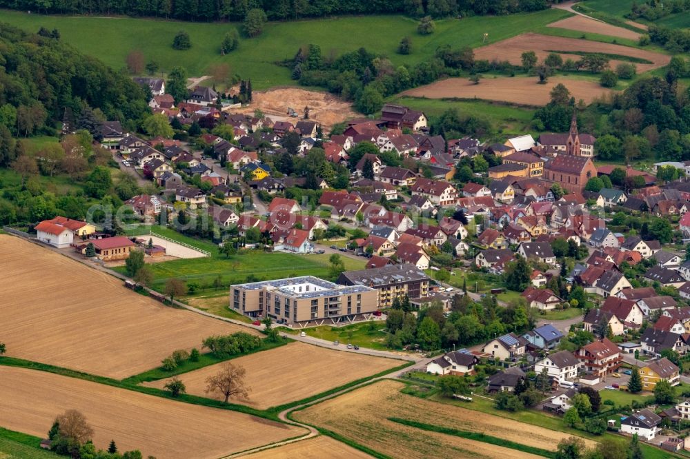 Aerial image Oberweier - Town View of the streets and houses of the residential areas in Oberweier in the state Baden-Wurttemberg, Germany