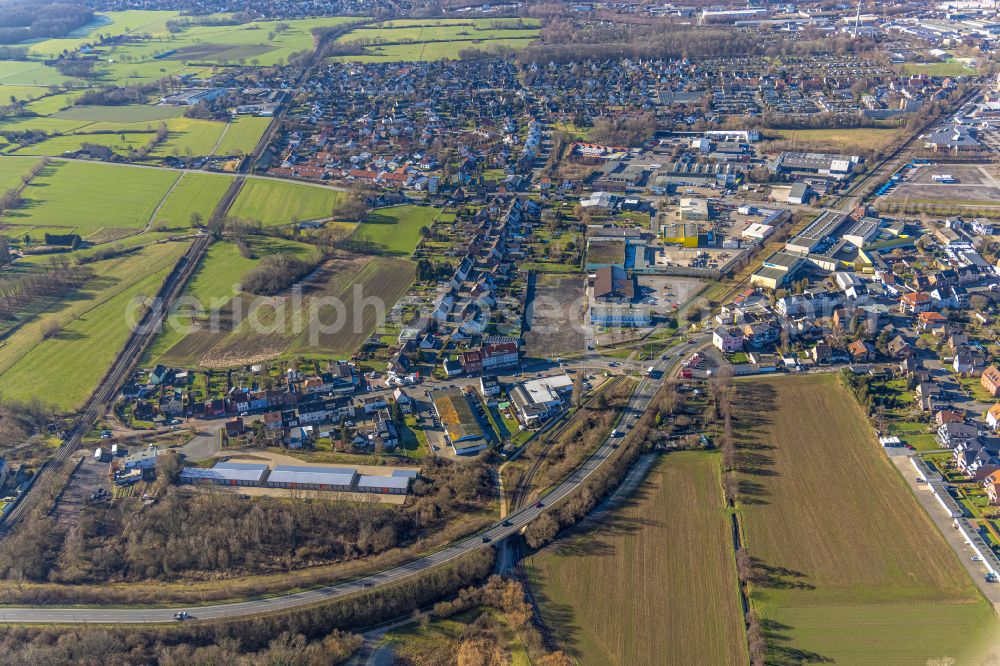 Hamm from the bird's eye view: City view of the streets and houses of the residential areas along the Hohenzollernstrasse in Hamm in the Ruhr area in the state of North Rhine-Westphalia, Germany