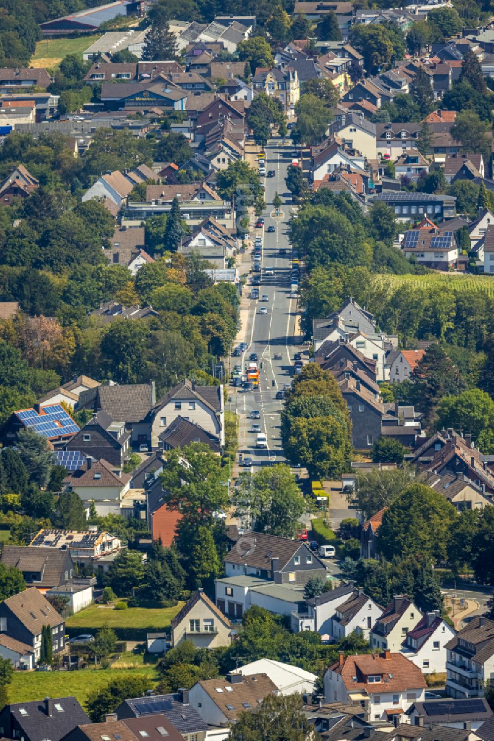 Aerial photograph Flockenhaus - Town View of the streets and houses of the residential areas along the Mittelstrasse in Flockenhaus in the state North Rhine-Westphalia, Germany