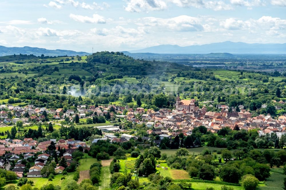 Aerial image Ettenheim - Town View of the streets and houses of the residential areas in Ettenheim in the state Baden-Wurttemberg, Germany