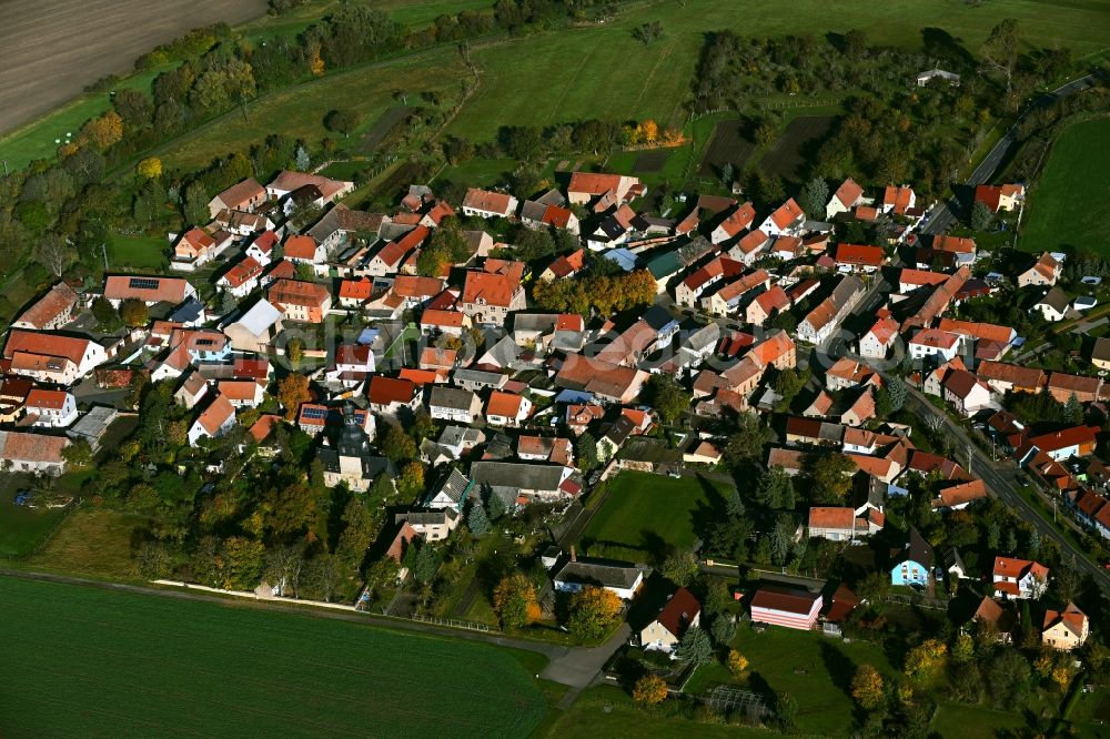 Etzleben from the bird's eye view: Town View of the streets and houses of the residential areas in Etzleben in the state Thuringia, Germany