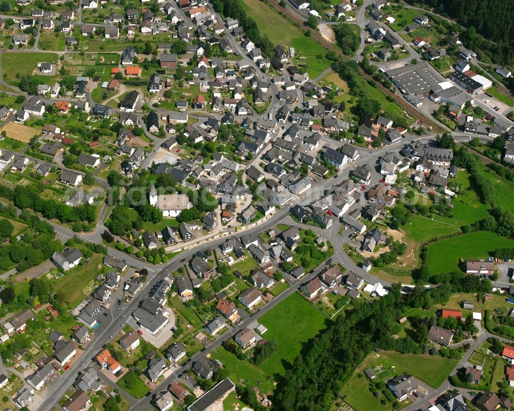 Feudingen from the bird's eye view: Town View of the streets and houses of the residential areas in Feudingen in the state North Rhine-Westphalia, Germany