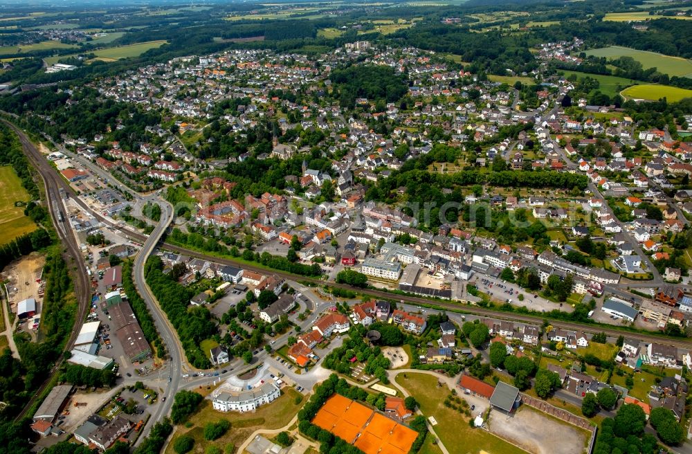 Fröndenberg/Ruhr from above - Town View of the streets and houses of the residential areas in Froendenberg/Ruhr in the state North Rhine-Westphalia