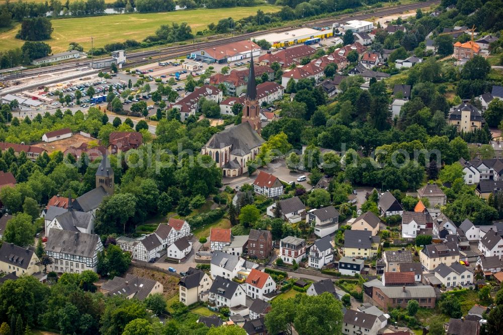 Aerial image Fröndenberg/Ruhr - Town View of the streets and houses of the residential areas in Froendenberg/Ruhr in the state North Rhine-Westphalia