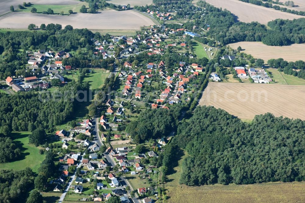 Aerial photograph Gallun - Town View of the streets and houses of the residential areas in Gallun in the state Brandenburg