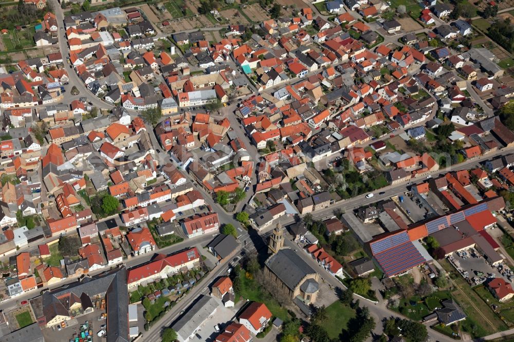 Aerial photograph Gau-Bickelheim - Townscape of Gau-Bickelheim is a municipality in the district Alzey-Worms in Rhineland-Palatinate